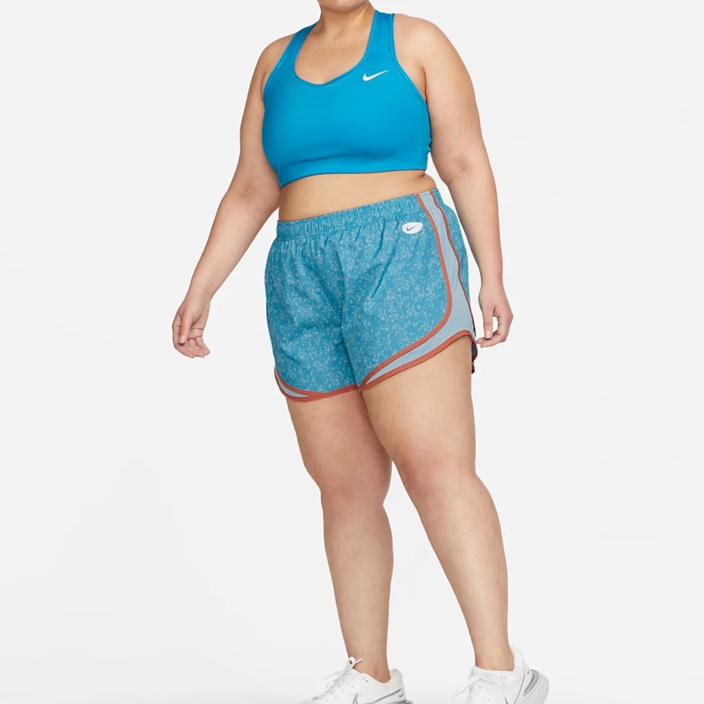 New🌿Nike Mid-Rise Allover Print Running Shorts